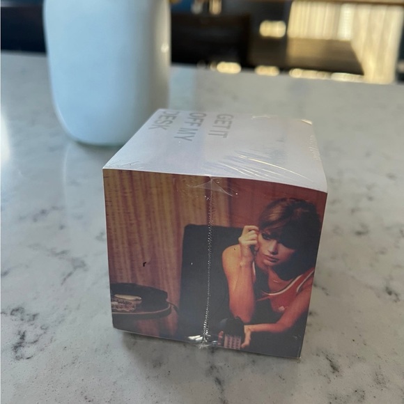 Taylor Swift Midnights Sticky Notepad - Picture 6 of 8